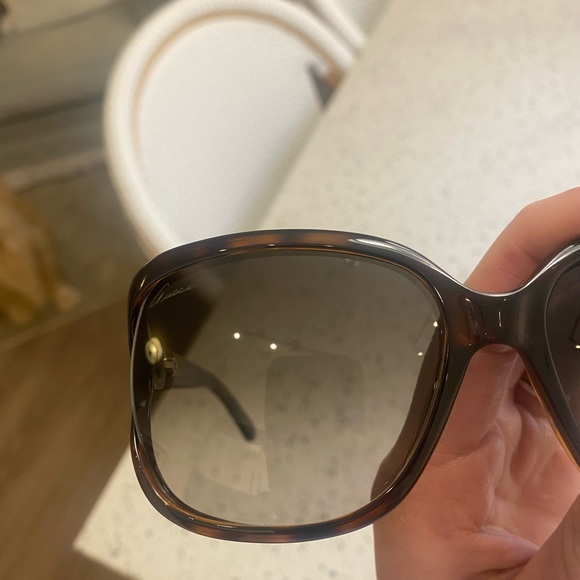 Gucci Women’s Sunglasses - Picture 7 of 7